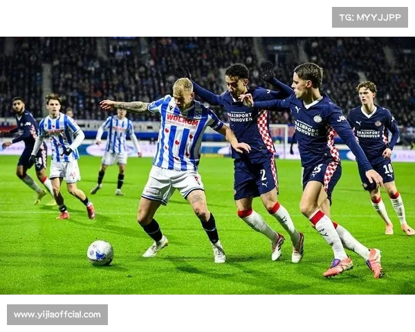 佛罗伦萨迎密集赛程：周六接连对阵那不勒斯和都灵。